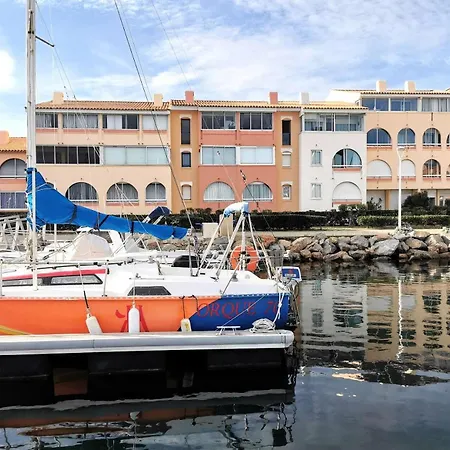 Apartment Le Cezelly - 2 Pieces 4 Couchages Port Leucate. Ref: 4cez_23a Mae-7044 *